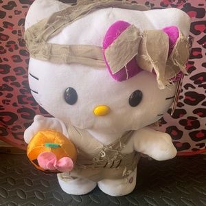 2021 Mummy Hello Kitty Plush